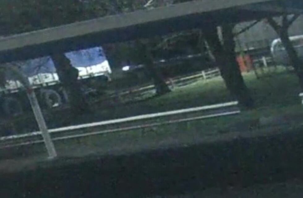 Un minuto de sombra: difunden el video que desmiente al comisario Valdés