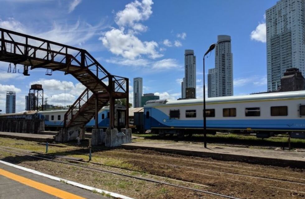 Por una poda inconclusa hace una semana el tren desde Retiro no llega a Rosario