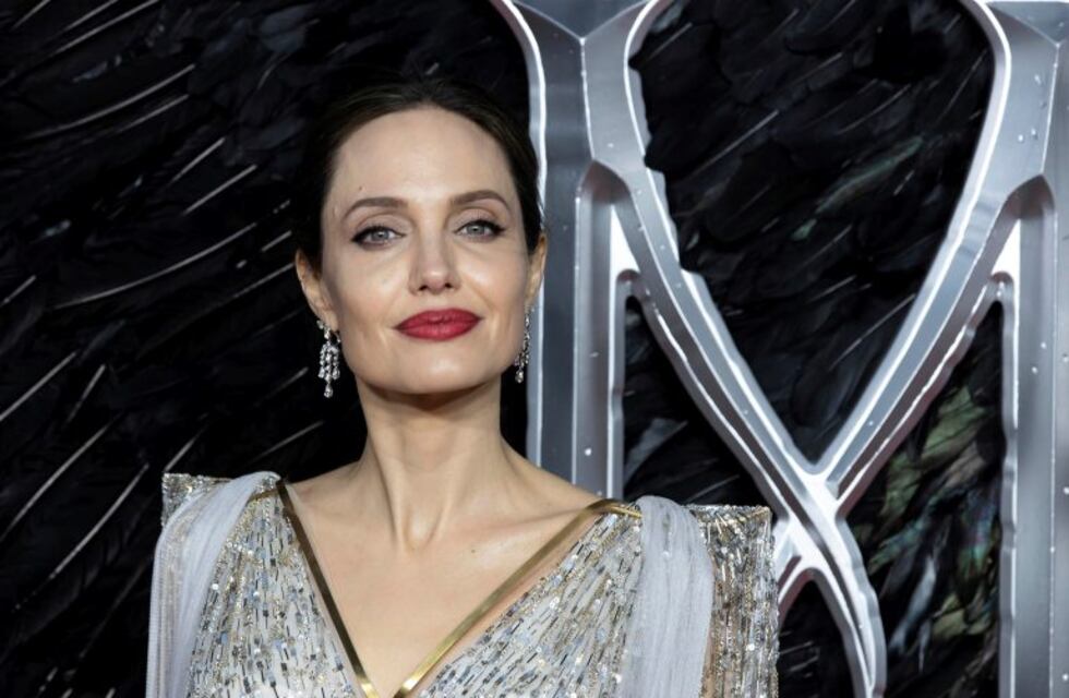 El increíble parecido entre Angelina Jolie y una de sus hijas que se volvió viral en internet