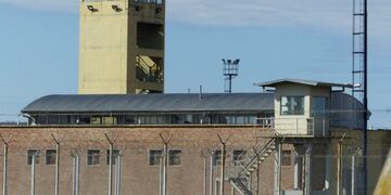 Subieron los contagios entre el personal penitenciario y suspenden el mate en las cárceles\u002E