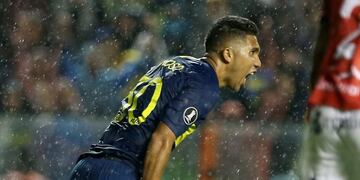 Bebelo Reynoso actualmente juega de titular en Boca\u002E