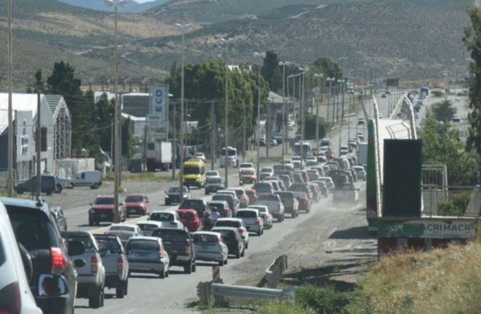 Estatales marcharán en primer día de paro y mañana piquete en 3 y 26