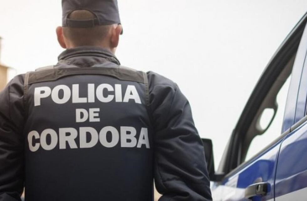 Un joven de Nono fue detenido por estar agresivo en la vía pública con arma blanca