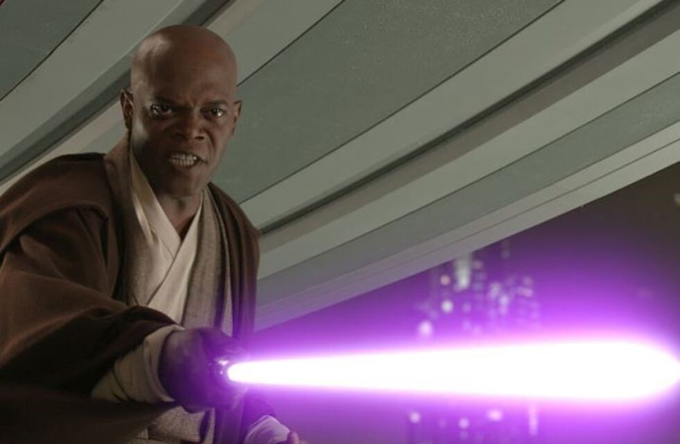 Un nene confundió el juguete sexual de su madre con una espada láser