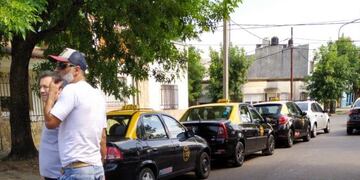 El cortejo fúnebre de Gerónimo Escobar era acompañado por un nutrido número de taxistas\u002E (@maxiklan)