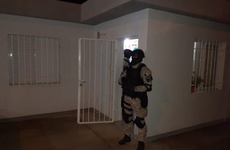 Dos detenidos por delivery de drogas en Arroyito