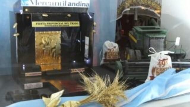 Vidrieras Alegóricas Fiesta Provincial del Trigo