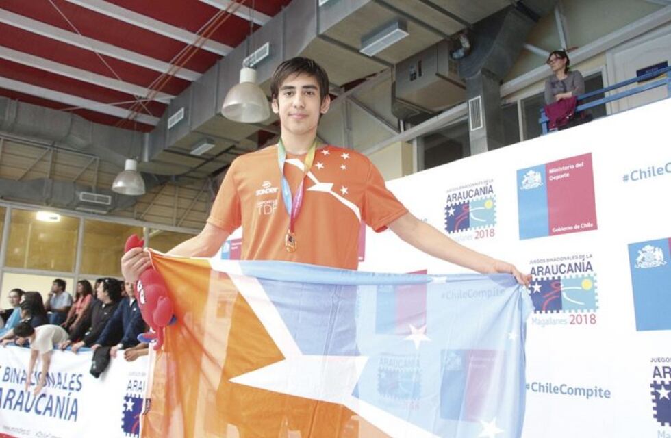 Y llegó la primer medalla de oro para Tierra del Fuego por medio de la Natación