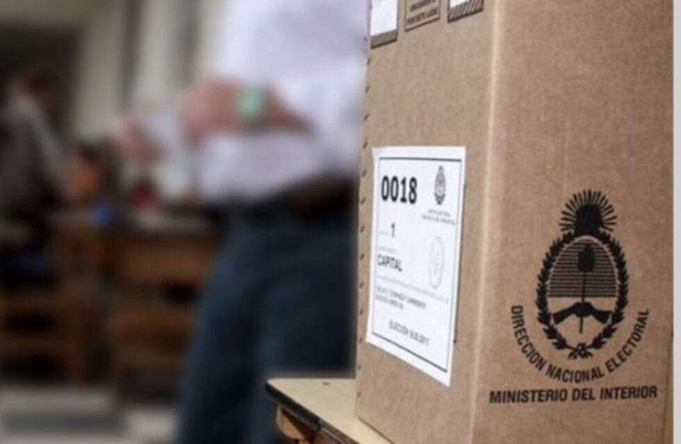 Una periodista de La Plata denunció que la asociaron a un partido político sin su consentimiento