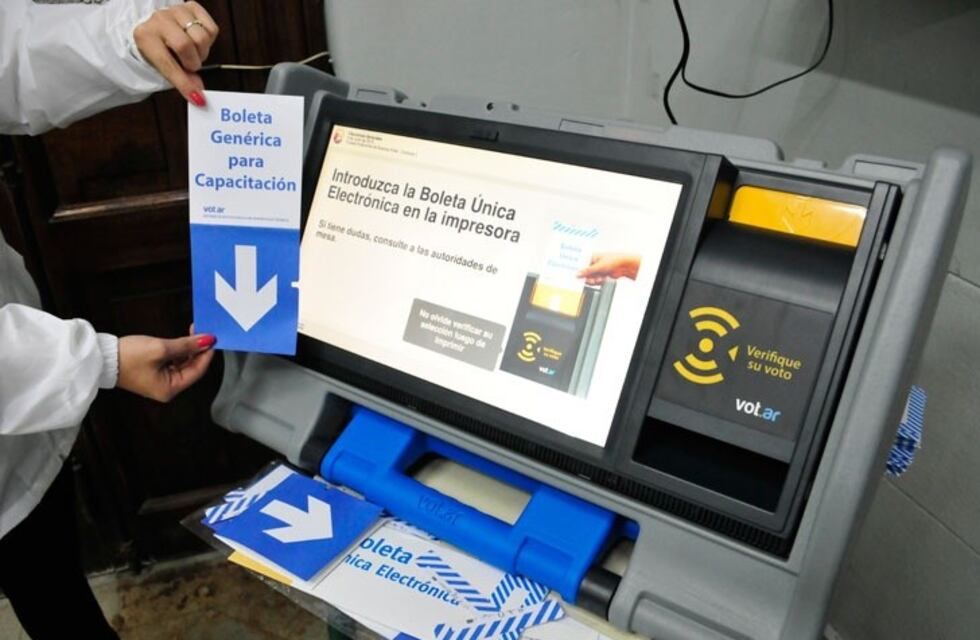 Este domingo habrá voto electrónico en tres ciudades cordobesas