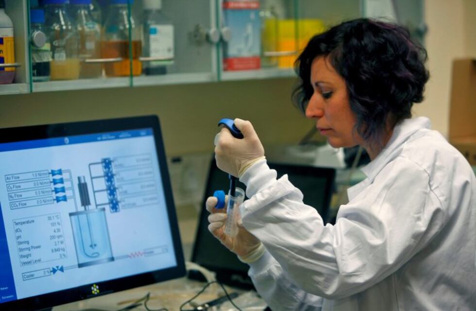 Pagarán casi 4.600 dólares a voluntarios que se infecten el coronavirus para desarrollar una vacuna