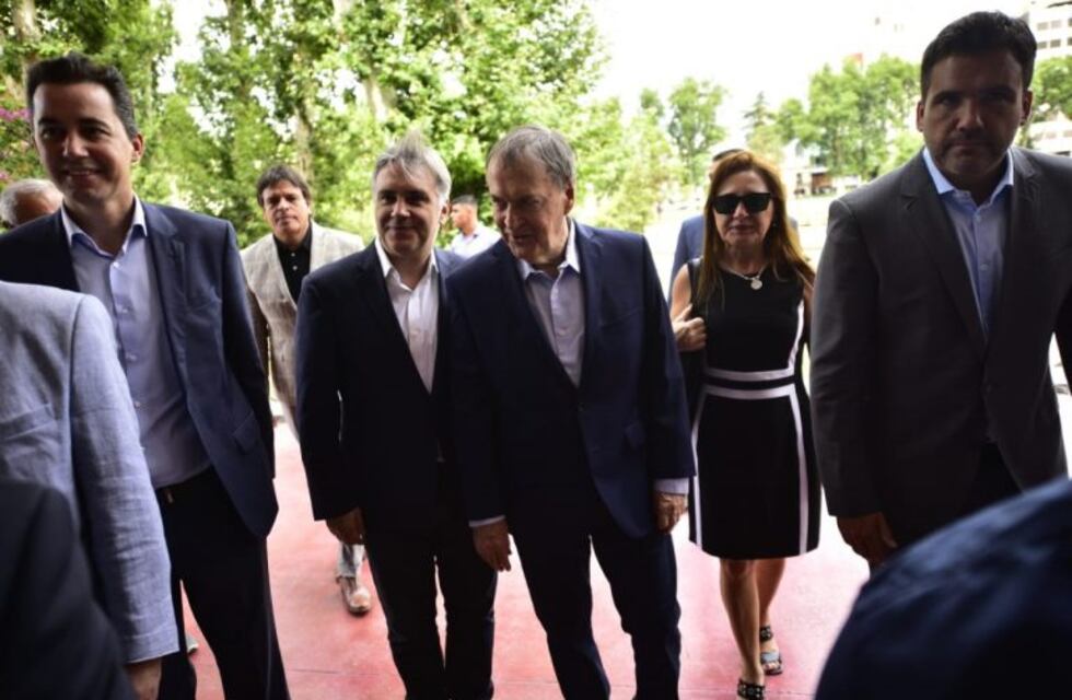 24M: Los mensajes de Schiaretti y Llaryora por el Día de la Memoria