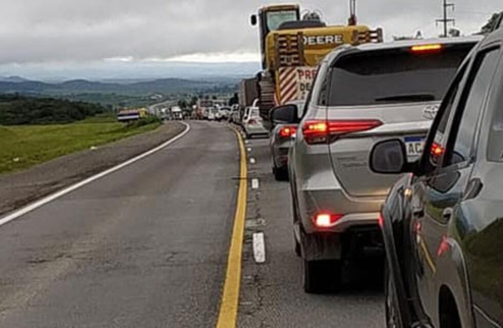 Camioneros cortaron otra vez la ruta 34 en Salta