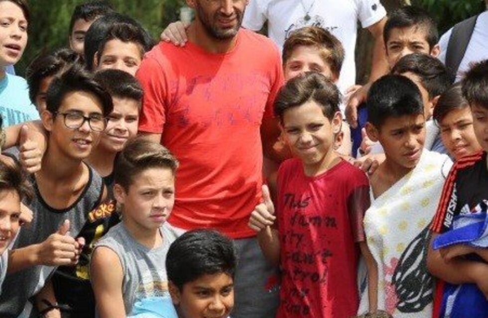 Sebastián Torrico, la humildad de un arquero solidario