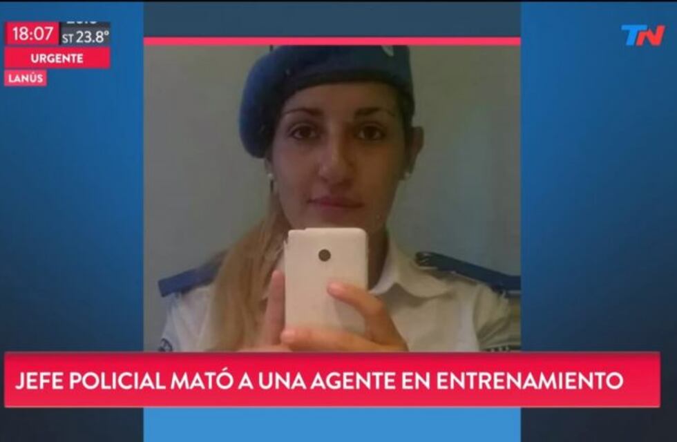 Un policía mató a una compañera en una práctica: se olvidó una bala en la recámara