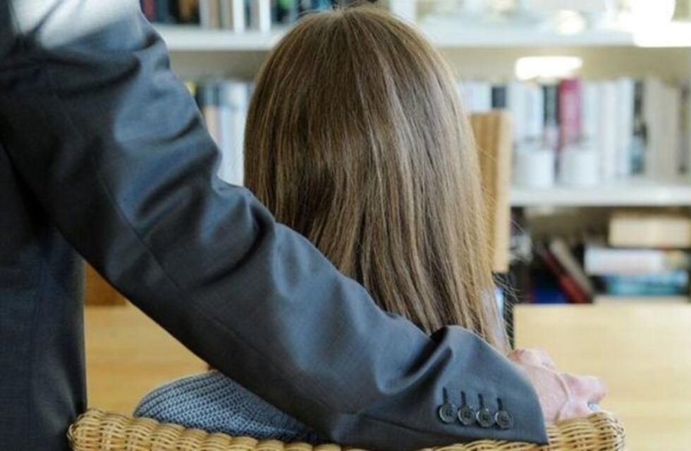 Acusaron a un profesor de intentar abusar de dos nenas de 11 años en su viaje de egresados