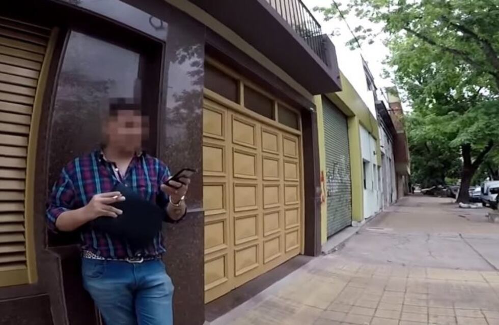 Es youtuber, escracha a pedófilos en La Plata y los enfrenta