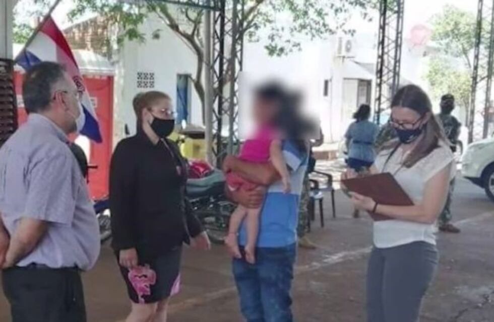 Viajó a Encarnación, nació su bebé, y lo habría vendido, pero el padre lo recuperó y ella quedó presa