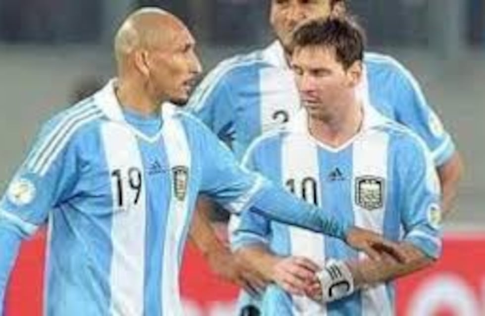 El Cholo Guiñazú y su despedida: "A Messi lo voy a buscar en bicicleta"