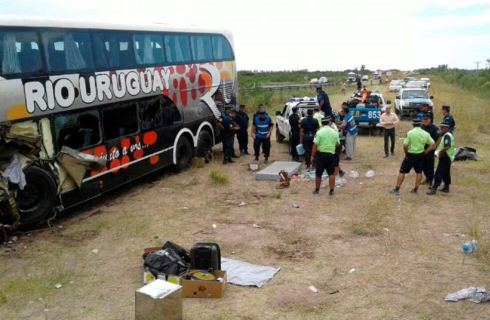 Tragedia del micro en Entre Ríos: murió el padre de uno de los chicos