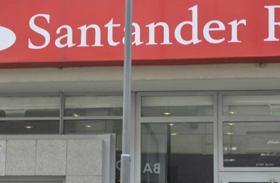 Si tenés tarjeta de débito del Santander Río, sábado y domingo habrá cortes de sistema