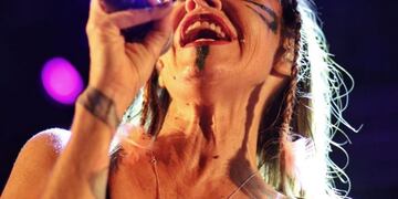 Fabiana Cantilo cantó en la 1ra noche de la Fiesta del Pescado y Vino Entrerriano\nCrédito: MDG