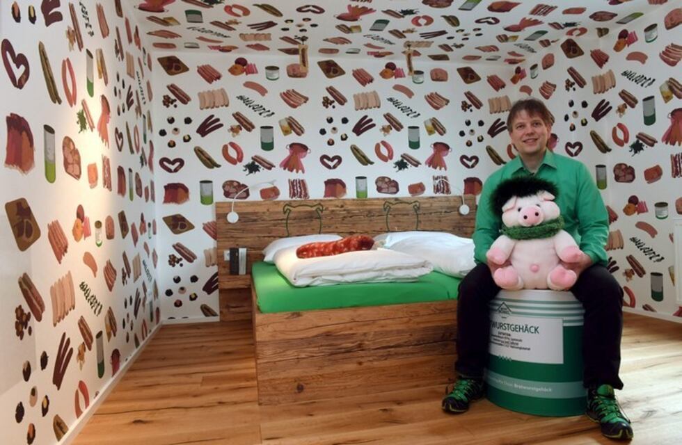 Insólito: un hotel en Alemania dedicado a la salchicha