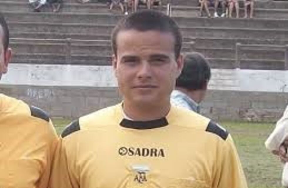 Al árbitro cordobés Fabricio Llobet lo bajaron al Federal A