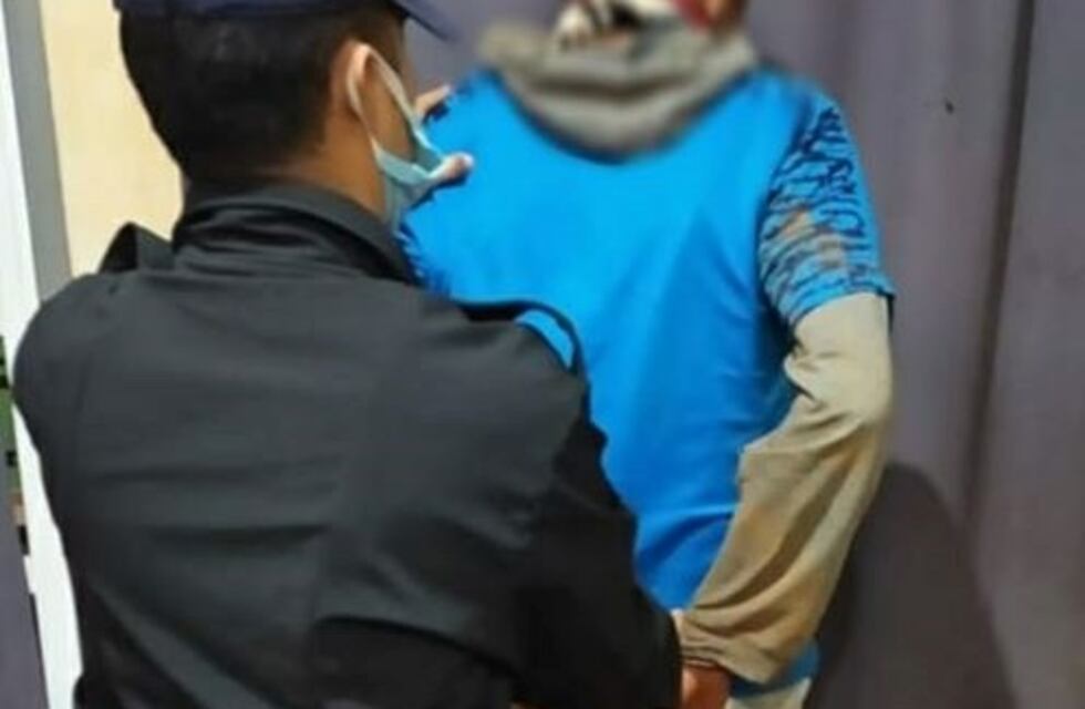 Robó un celular a punta de cuchillo y fue detenido