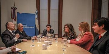 Abogados y abogadas harán prácticas en el Polo de la Mujer\u002E