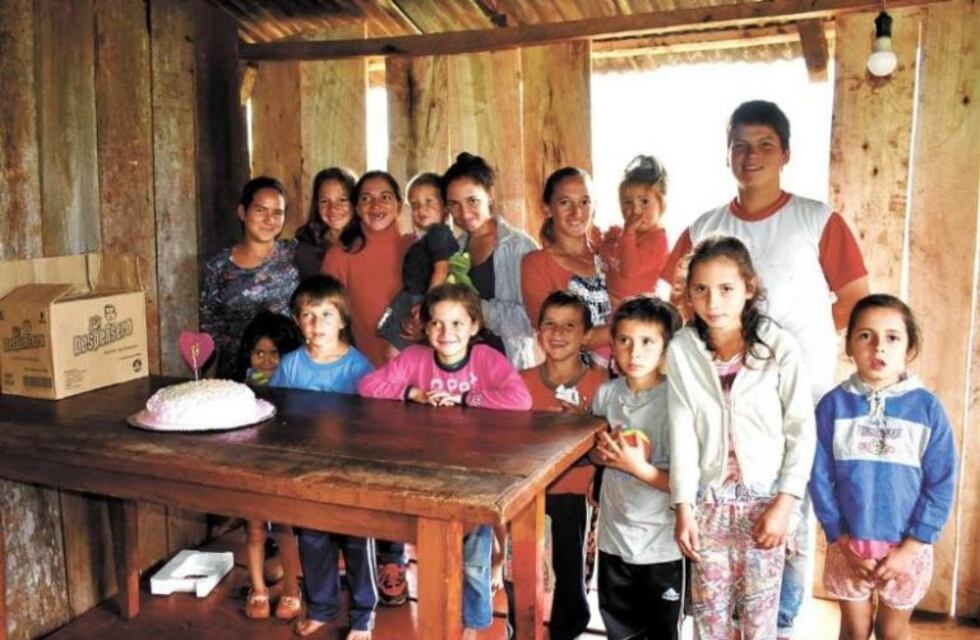 La historia de la misionera que dejó todo para cuidar de sus cinco hermanos