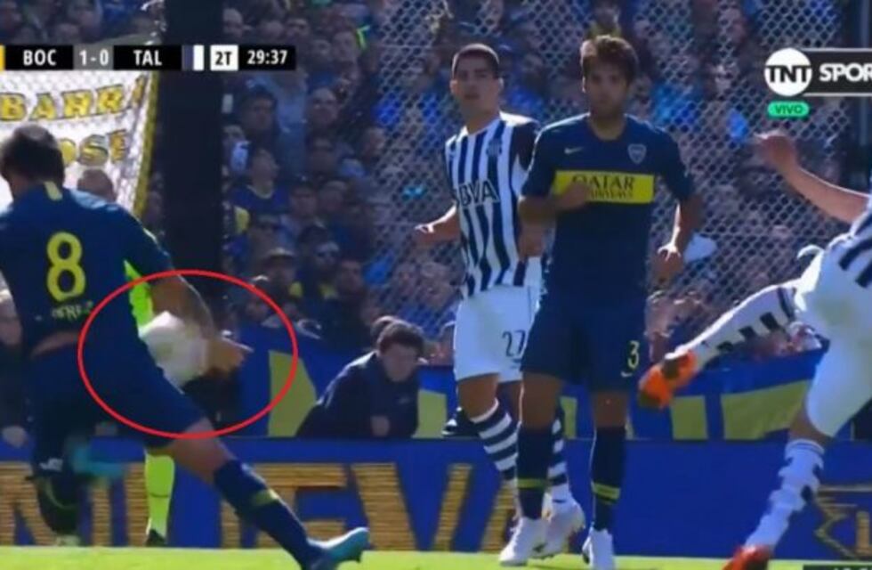 ¿Era penal para Talleres? Pablo Pérez la tocó con la mano en el área