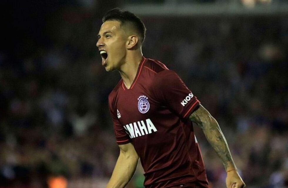 Talleres incorpora a Carlos Auzqui