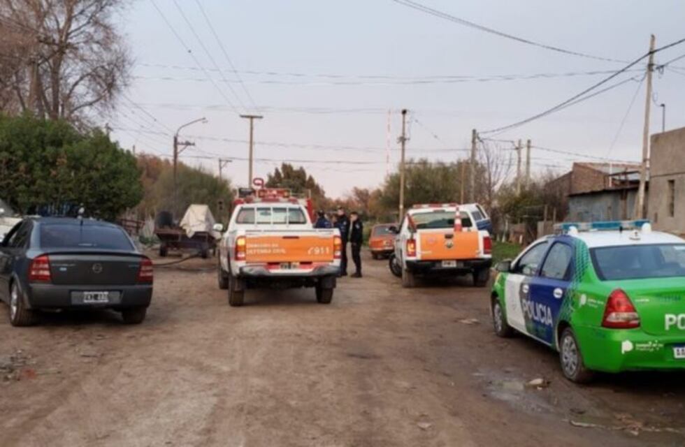 Investigan si fue intencional un incendio que causó pérdidas totales en una casa