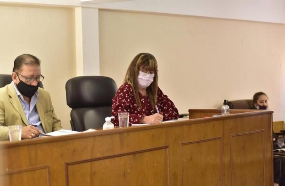 Suspenden el juicio de Maria Ovando tras la inhibición del presidente del Tribunal