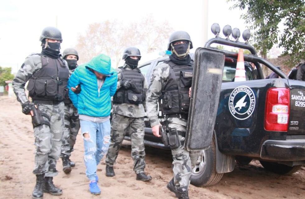 Desbarataron una banda dedicada a atacar viviendas para usurparlas