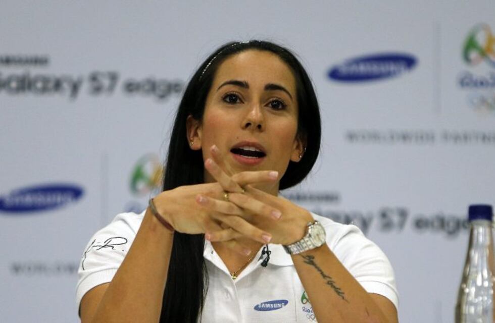 Retienen en el aeropuerto de Mendoza a múltiple campeona mundial "por colombiana"