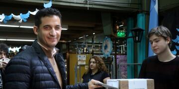 DYN22, BUENOS AIRES 13/08/17, MATIAS TOMBOLINI, VOTA EN EL BARRIO DE ALMAGRO\u002EFOTO:DYN/CLAUDIA MARTINEZ\u002E