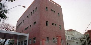 Los policías fueron hasta la casa de la menor y pudieron sacarla de su grave estado\u002E