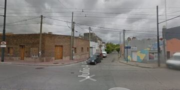 El hecho ocurrió en la calle Corro al 1\u002E100, ahí fue baleado el vecino\u002E
