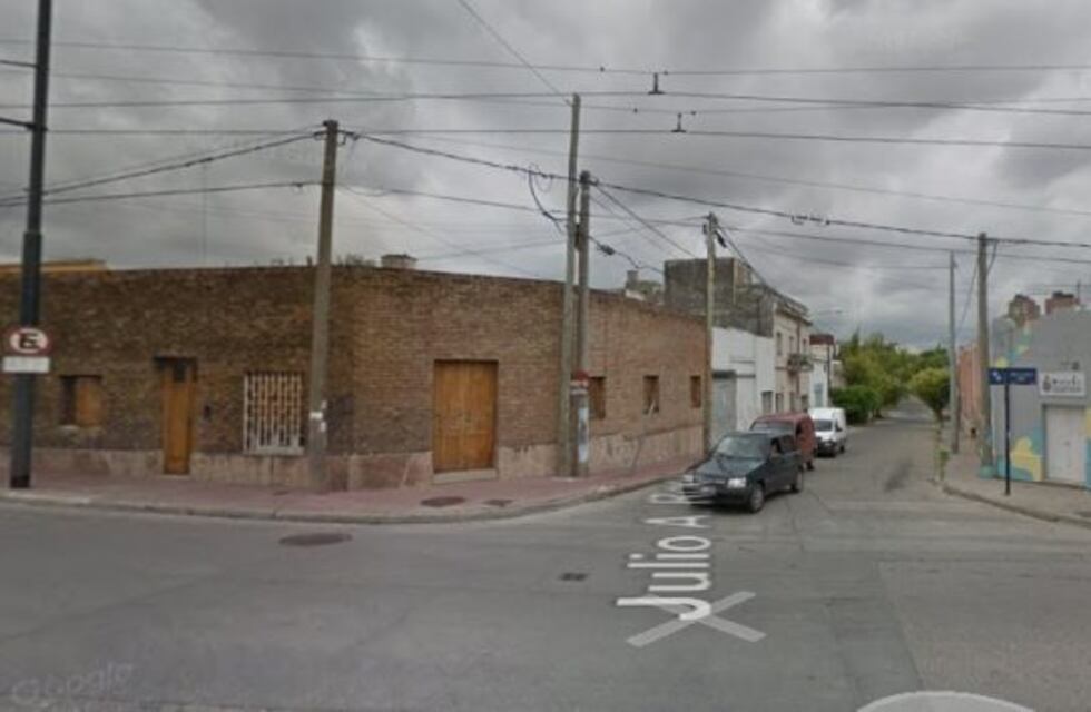 Quedó en medio de un tiroteo en barrio Güemes y fue herido de bala