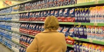 La canasta básica presentó un incremento del 10\u002E90 por ciento en octubre\u002E