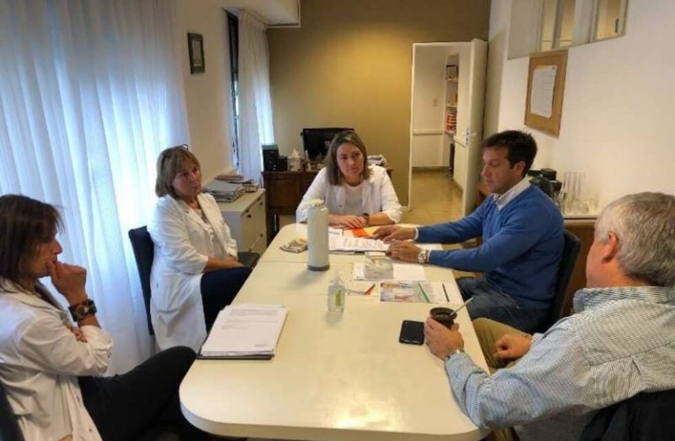 Puerto Quequén cerca del sistema de salud
