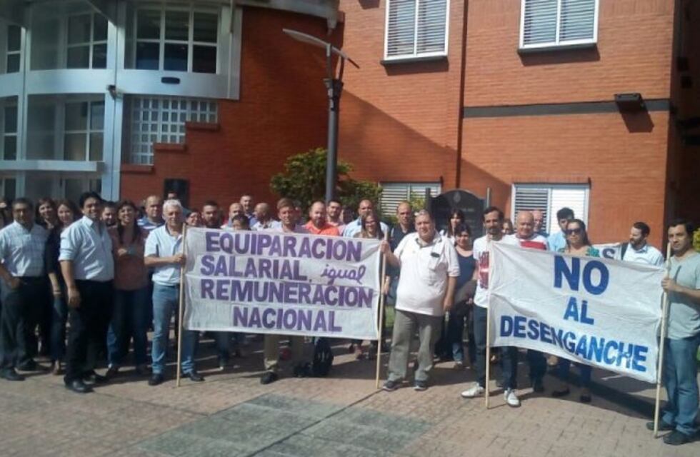 Judiciales cesan actividades por conflicto salarial