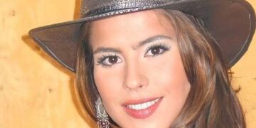 Zharick León como Rosario Montes (Web)