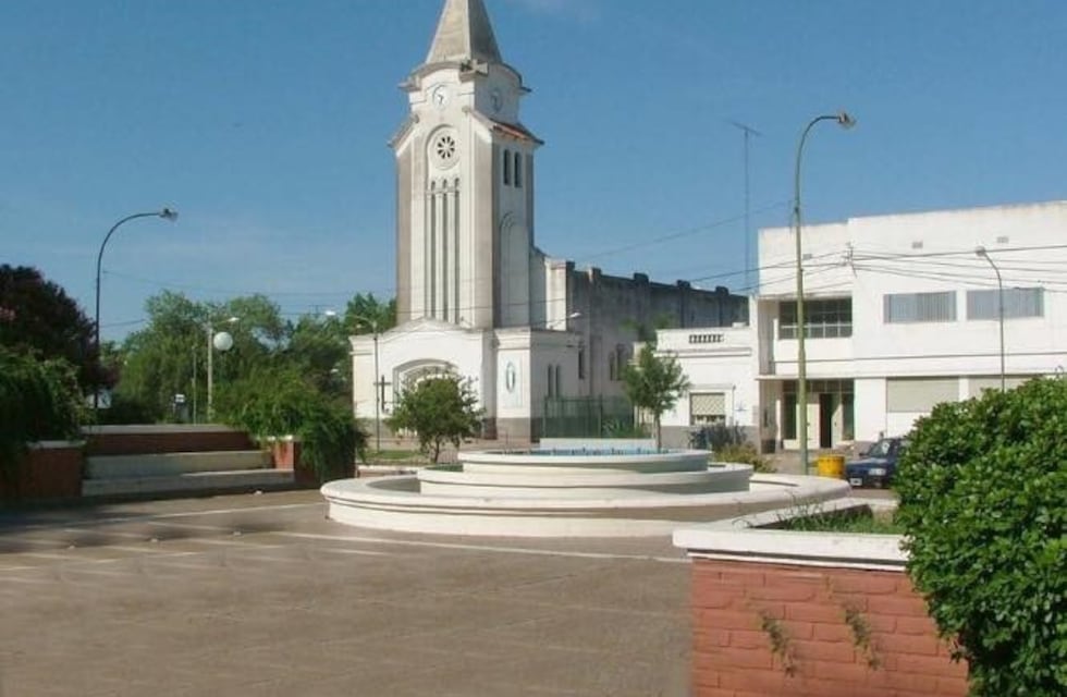 El Obispado admitió que el párroco de la Santa Rosa está internado por coronavirus