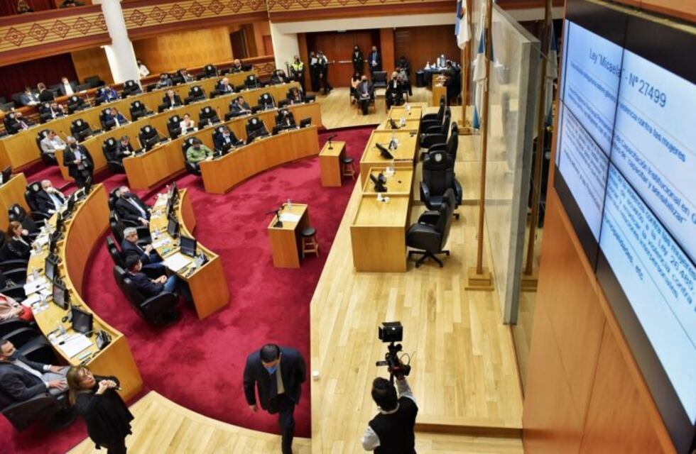 Ley Micaela: comenzaron las capacitaciones en la Legislatura