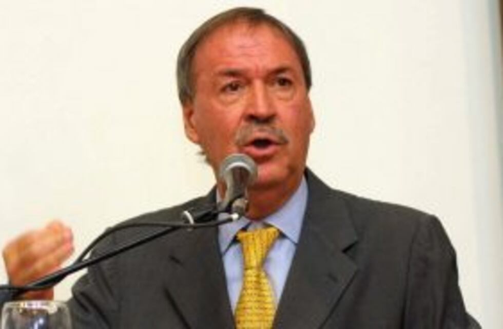 Schiaretti: "La principal tarea de la dirigencia es evitar la crisis del país garantizando la gobernabilidad"