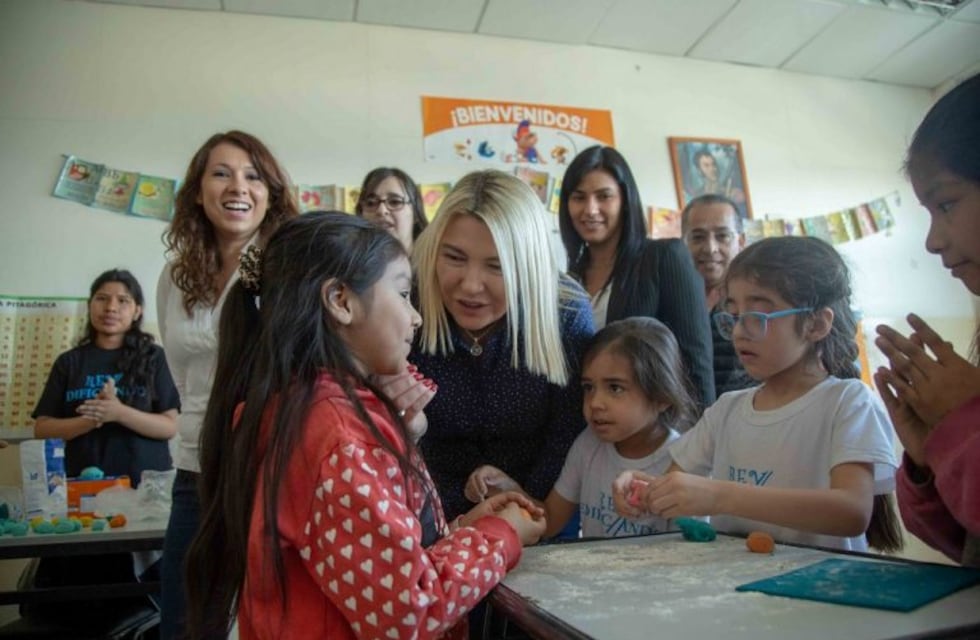 La gobernadora participó del día de la Familia organizada por la Iglesia Movimiento Misionero