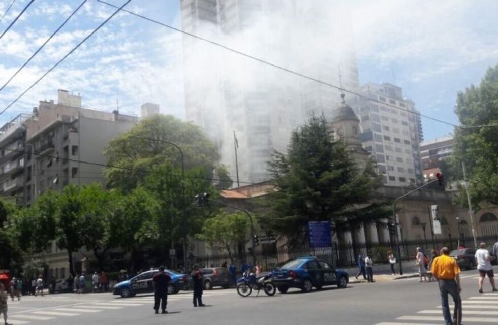 Se incendió un restaurante lindero al Museo Sarmiento